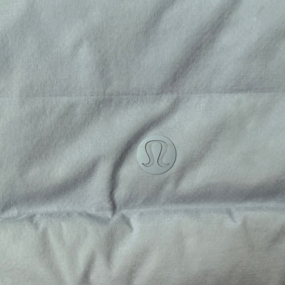 Lululemon Pack It Down Jacket – Blue Linen – Size 10 - Picture 6 of 10